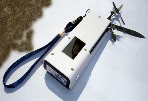 太陽能軍刀手電筒/驗鈔機